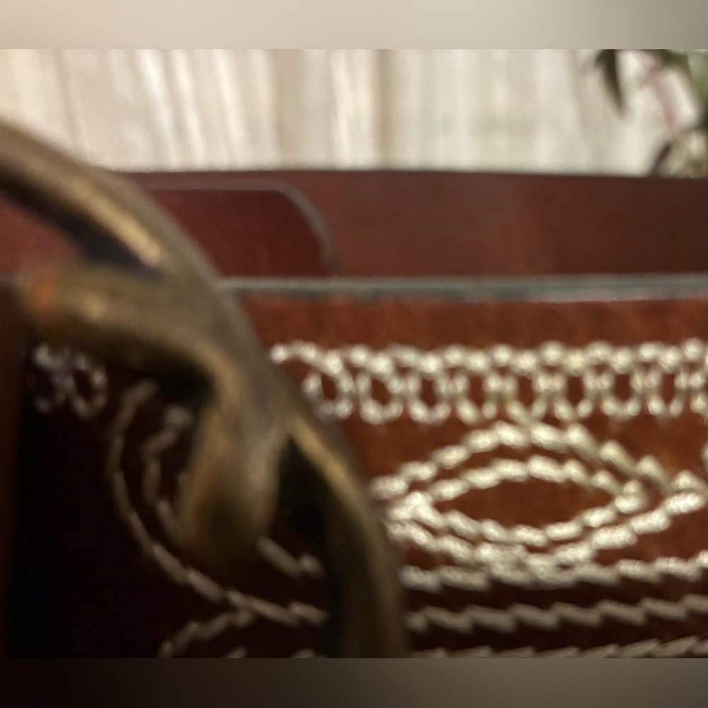 Coldwater Creek Brown Leather Belt with Cream Embroidered Detail - Picture 2 of 8